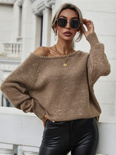 Load image into Gallery viewer, Long sleeve round neck sweater (taupe)
