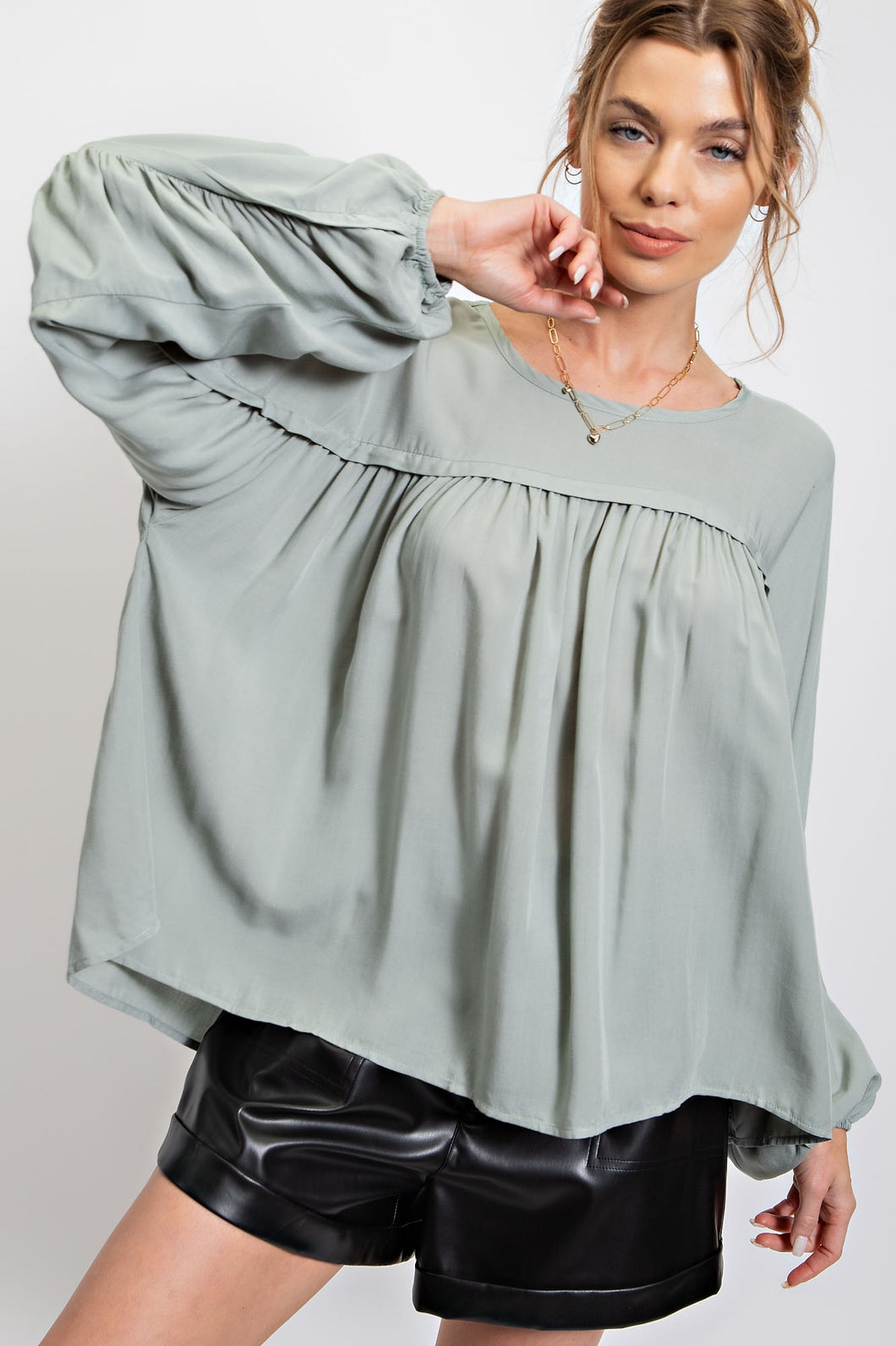 Easel WASHED SATIN LOOSE FIT TOP