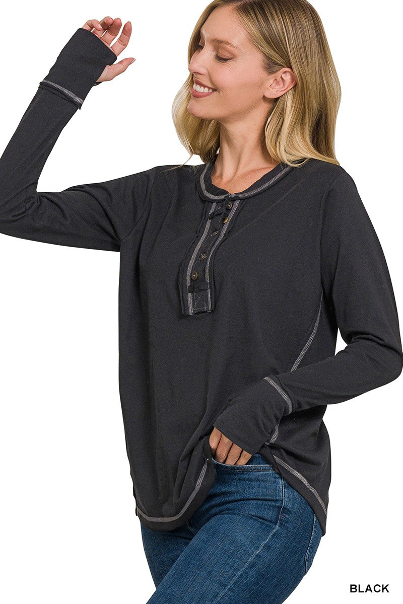 Thumb hole cuffs button closure top