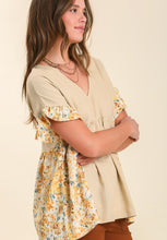 Load image into Gallery viewer, Linen Babydoll Top with Floral Contrast
