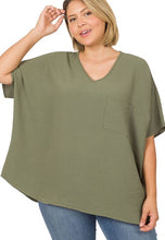 Load image into Gallery viewer, Airflow Dolman Sleeve Top (Small to 3XL)
