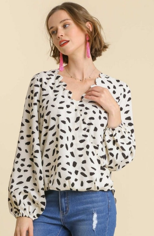 Umgee Dalmation Top with Scalloped Detail